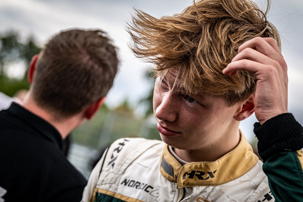 Sebastian Bach slog i 2025 sine folder i formelbilernes Nordic4, men har nu taget springet videre til sportsvogne
(Foto: Kim Gripping/Bach Racing)